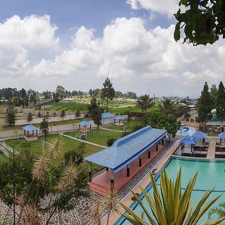 Grand Dian Hotel Guci Tegal  Exteriör bild