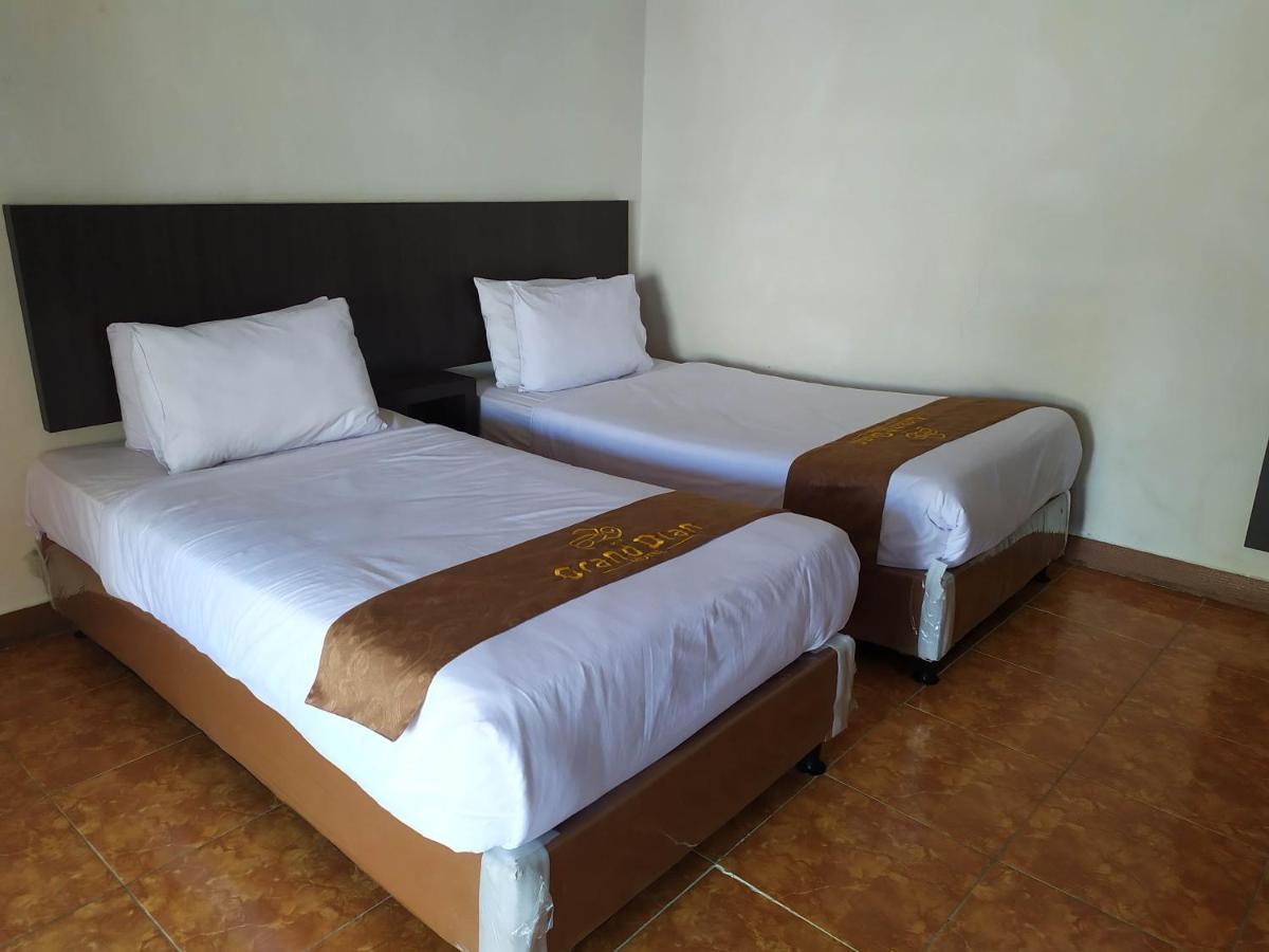 Grand Dian Hotel Guci Tegal  Exteriör bild