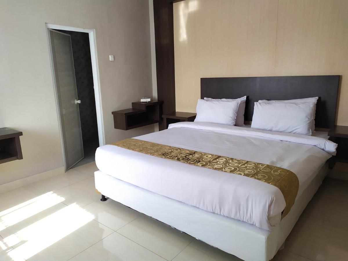Grand Dian Hotel Guci Tegal  Exteriör bild