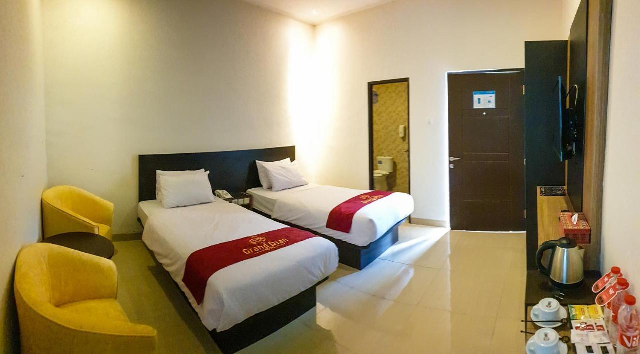 Grand Dian Hotel Guci Tegal  Exteriör bild
