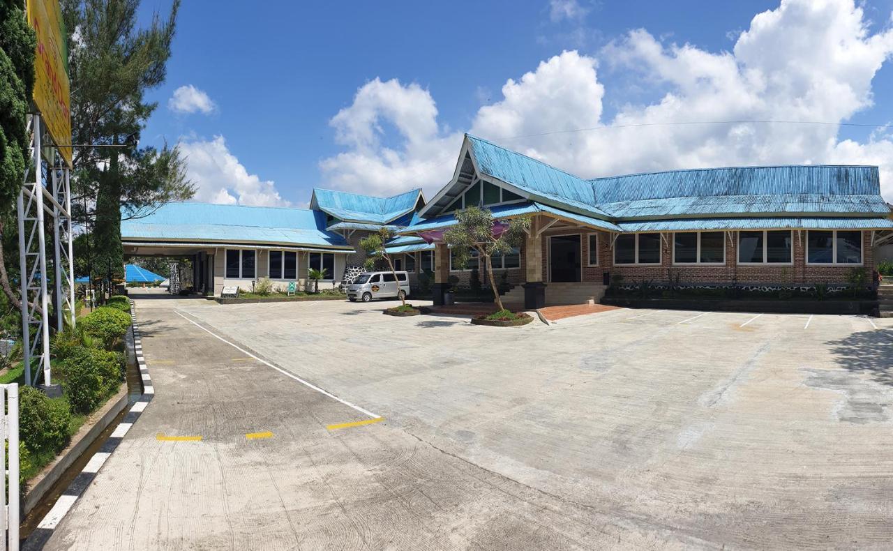 Grand Dian Hotel Guci Tegal  Exteriör bild
